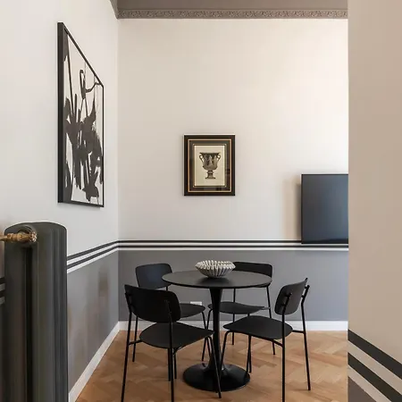 Castro Pretorio 24 - Fromhometorome شقة *