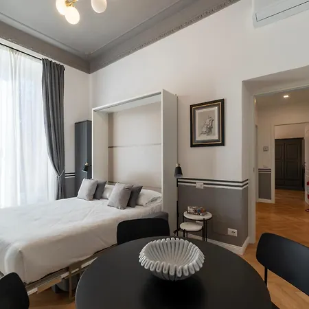 Castro Pretorio 24 - Fromhometorome Daire Roma