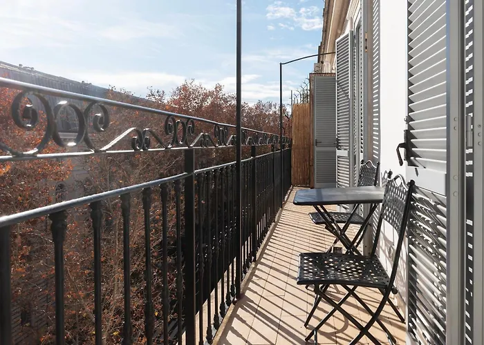 Appartement Castro Pretorio 24 - Fromhometorome Rome